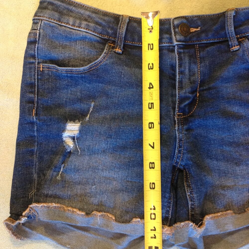 SO Shorts - Picture 6 of 6